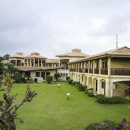 Hotel Sol Beni Abidjan Buitenkant foto