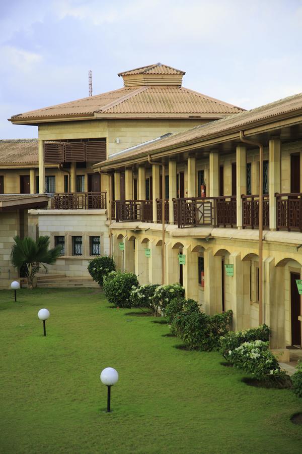 Hotel Sol Beni Abidjan Buitenkant foto